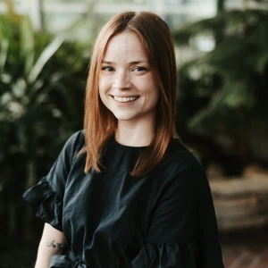 image of agent Sarah Kasper